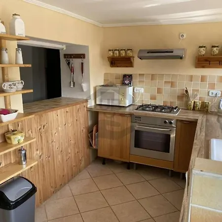 Ferienhaus Karina Nyaralo Medencevel